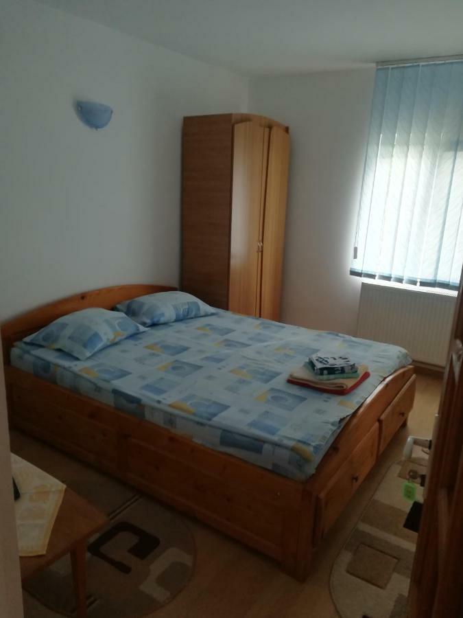 Vila Andre Două Mai Екстериор снимка