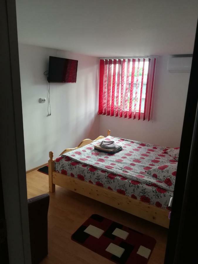 Vila Andre Două Mai Екстериор снимка